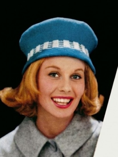 Vintage 1950s 60s Knitting Pattern- pretty flowerpot hats