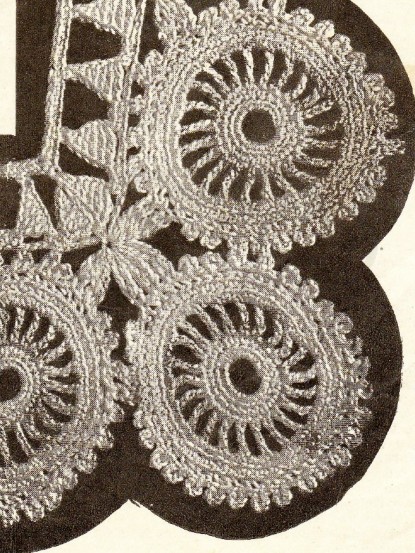 Vintage Visage 1900s Wheel Square Crochet Pattern with border