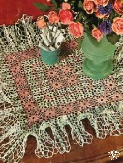 Vintage crochet patterns for 12 ruffled doilies