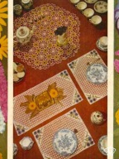 Vintage crochet patterns for pretty flower doilies